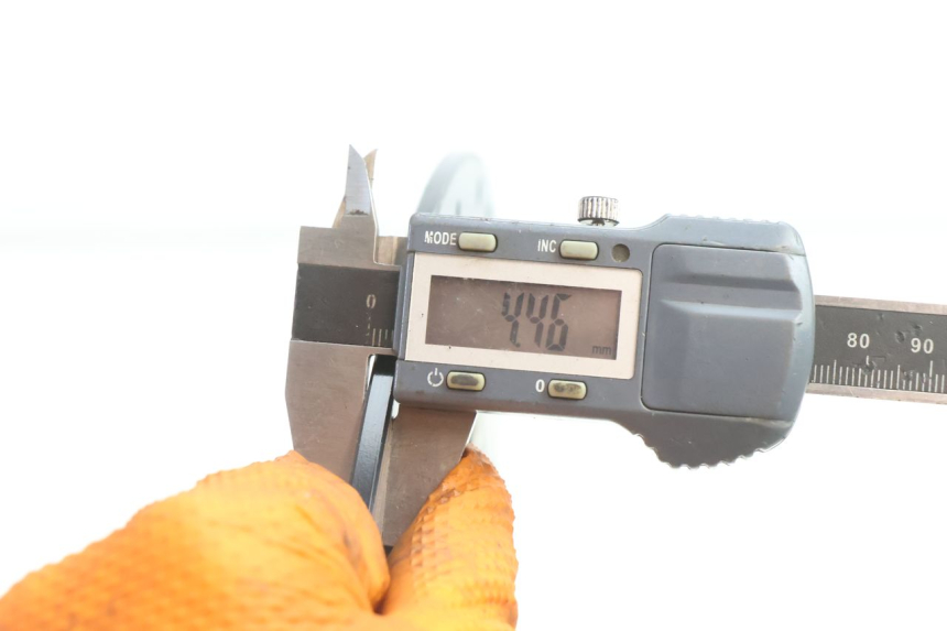 photo de COPPIA DI DISCHI FRENO ANTERIORI YAMAHA FZ8 800 (2010 - 2016) - Zoom sullo stato d'uso