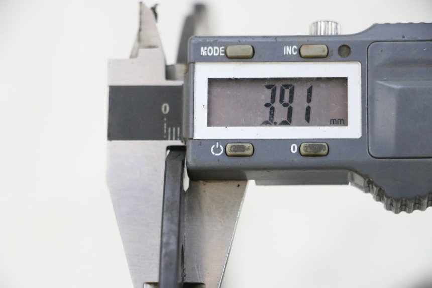 photo de COPPIA DISCO FRENO ANTERIORE PIAGGIO MP3 HPE 300 (2019 - 2026) - Zoom sullo stato d'uso