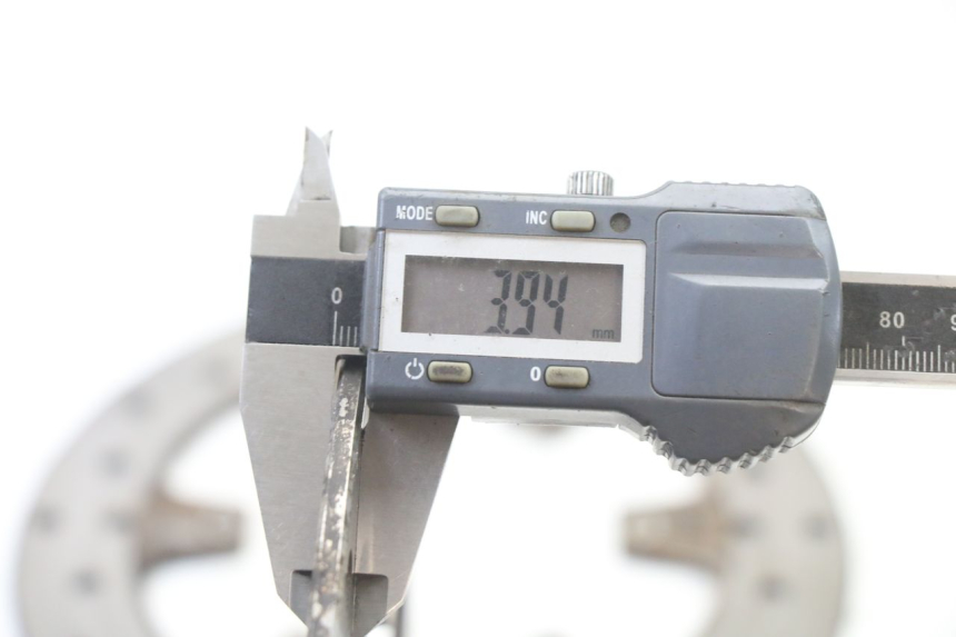 photo de COPPIA DISCO FRENO ANTERIORE PIAGGIO MP3 LT 400 (2007 - 2012) - Stato della superficie e materiale