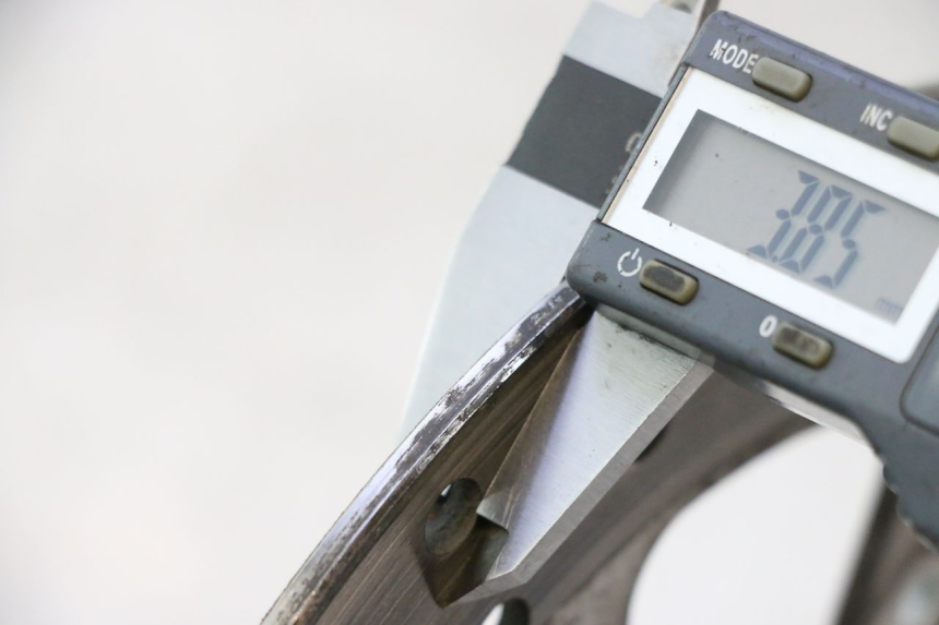photo de COPPIA DISCO FRENO ANTERIORE PIAGGIO MP3 125 (2006 - 2014) - Dettaglio del componente