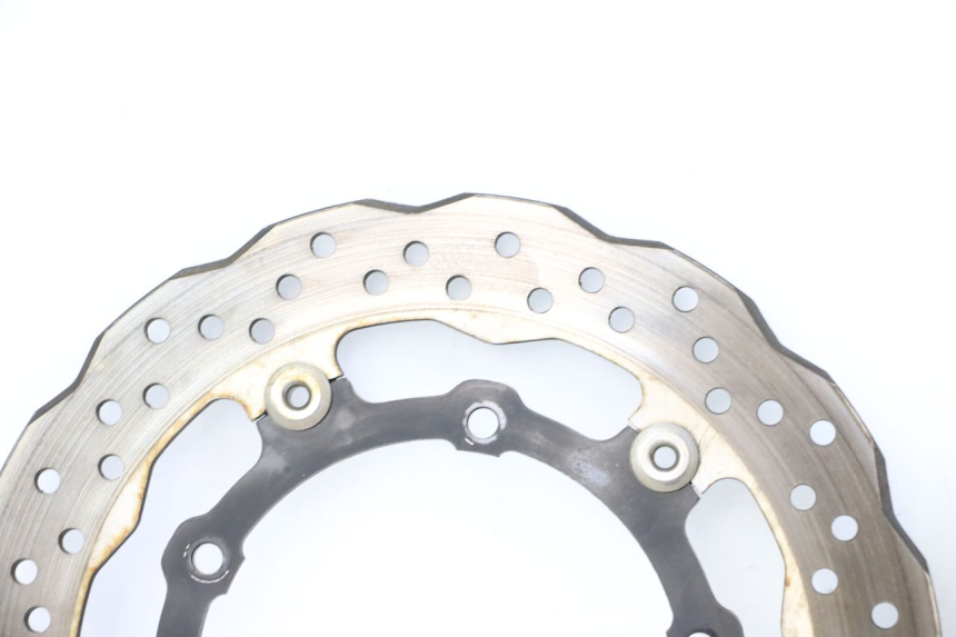 photo de COPPIA DISCO FRENO ANTERIORE YAMAHA TRACER 7 700 (2020 - 2024) - Caratteristiche distintive