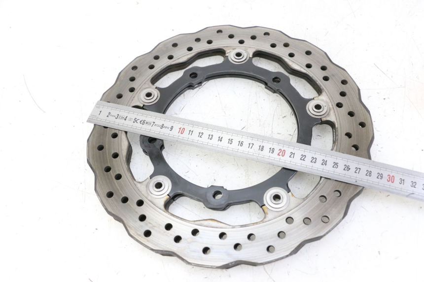 photo de COPPIA DISCO FRENO ANTERIORE YAMAHA TRACER 7 700 (2020 - 2024) - Primo piano tecnico