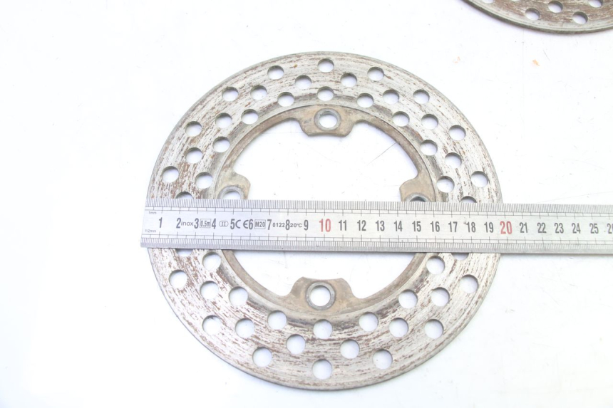 photo de COPPIA DISCO FRENO ANTERIORE YAMAHA YFM BRUIN 350 (2003 - 2009) - Primo piano tecnico