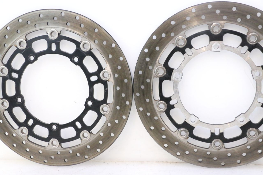 photo de COPPIA DISCO FRENO ANTERIORE YAMAHA YZF R6 600 (2008 - 2009) - Altra angolazione