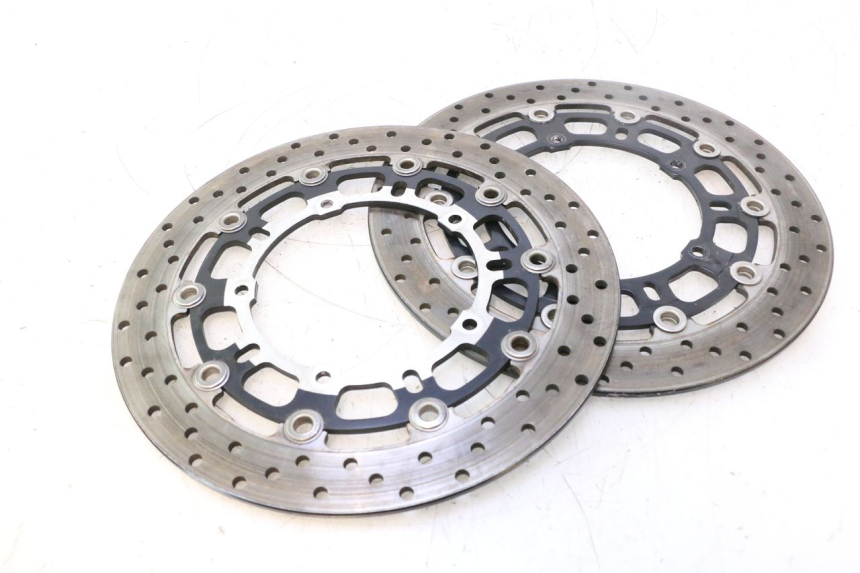 photo de COPPIA DISCO FRENO ANTERIORE YAMAHA YZF R6 600 (2008 - 2009) - Primo piano tecnico