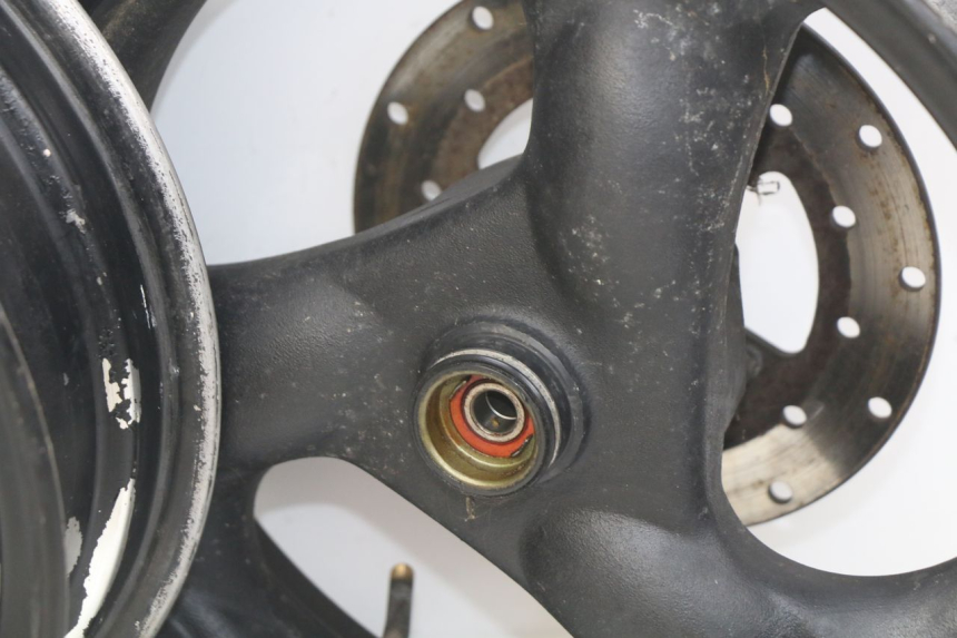 photo de CERCHIO DI COPPIA KYMCO AGILITY 4T 50 (2005 - 2018) - Stato della superficie e materiale