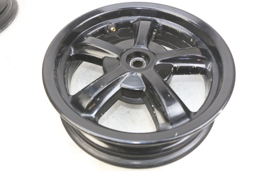 photo de CERCHIO DI COPPIA SYM CROX 4T 50 (2016 - 2023) - Primo piano ad alta risoluzione