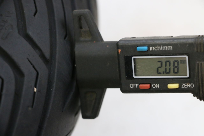 photo de COPPIA CERCHI PIAGGIO MP3 HPE 300 (2019 - 2026) - Altra angolazione