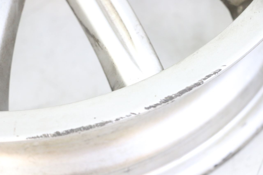 photo de COPPIA DI CERCHI PIAGGIO MP3 LT 300 (2010 - 2016) - Zoom sullo stato d'uso