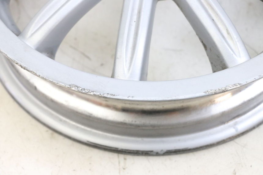 photo de COPPIA CERCHI PIAGGIO MP3 RL 250 (2006 - 2010) - Altra angolazione