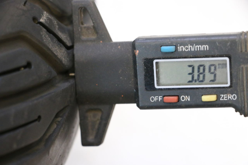 photo de COPPIA CERCHI PIAGGIO MP3 RL 250 (2006 - 2010) - Zoom sullo stato d'uso