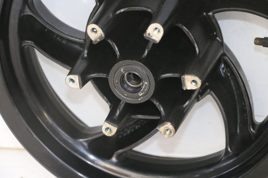 photo de COPPIA CERCHI PIAGGIO NEW TYPHOON 50 (2018 - 2021) - Caratteristiche distintive