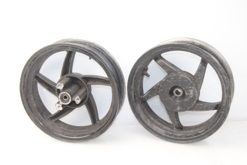 photo de CERCHIO DI COPPIA SYM ORBIT 2 4T 50 (2008 - 2017) - Primo piano ad alta risoluzione