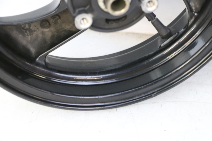 photo de COPPIA CERCHI PEUGEOT ELYSTAR 50 (2002 - 2014) - Primo piano ad alta risoluzione