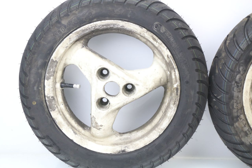 photo de COPPIA CERCHI PEUGEOT SPEEDFIGHT LC 50 (1996 - 2002) - Ispezione visiva dettagliata