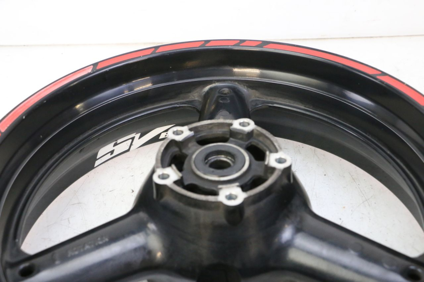 photo de COPPIA CERCHI SUZUKI SV S 650 (2003 - 2009) - Primo piano tecnico