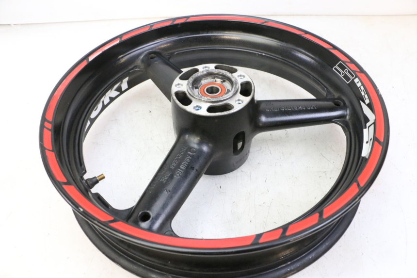 photo de COPPIA CERCHI SUZUKI SV S 650 (2003 - 2009) - Dettagli dei punti di fissaggio