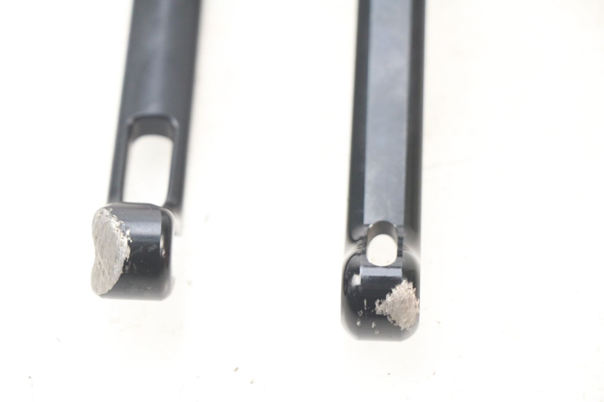 photo de COPPIA LEVA FRENO KAWASAKI ER-6 ER6 N 650 (2009 - 2011) - Dettagli dei punti di fissaggio