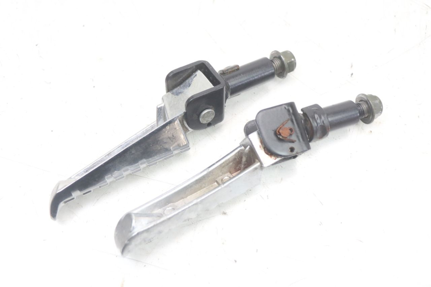 photo de PEDANA POSTERIORE SUPPORTO MASH LEGEND'R 4T 50 (2021 - 2025) - Primo piano tecnico