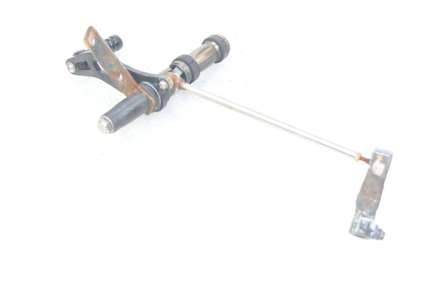 photo de PAIA DI PEDANE DI SUPPORTO ANTERIORI DAELIM VL DAYSTAR 125 (2000 - 2011) - Zoom sullo stato d'uso