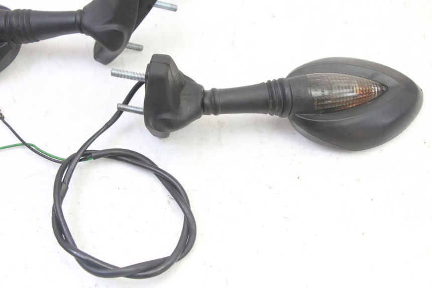 photo de SPECCHI HONDA CBR RR FIREBLADE 900 (1992 - 1994) - Stato della superficie e materiale