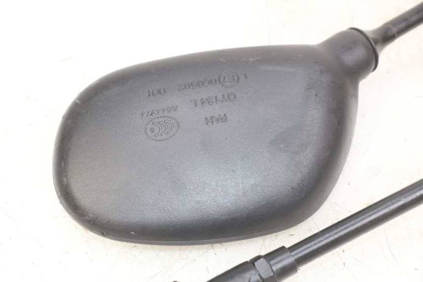 photo de COPPIA SPECCHI RETROVISORI SYM GTS EFI 125 (2012 - 2016) - Primo piano tecnico