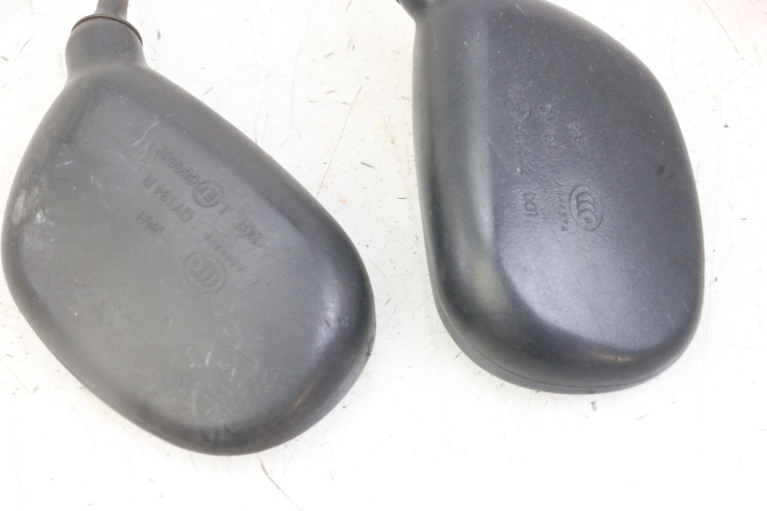 photo de SPECCHI PEUGEOT KISBEE 4T 50 (2018 - 2022) - Zoom sullo stato d'uso