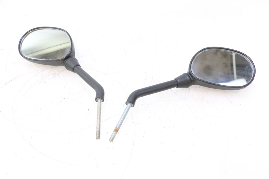 photo de COPPIA SPECCHI RETROVISORI PEUGEOT LUDIX 50 (2008 - 2017) - Caratteristiche distintive
