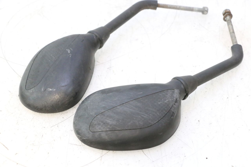 photo de SPECCHI PEUGEOT LUDIX PRO 2T 50 (2010 - 2017) - Stato della superficie e materiale