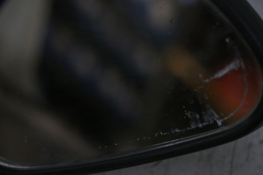 photo de SPECCHI PEUGEOT KISBEE 4T 50 (2010 - 2017) - Zoom sullo stato d'uso