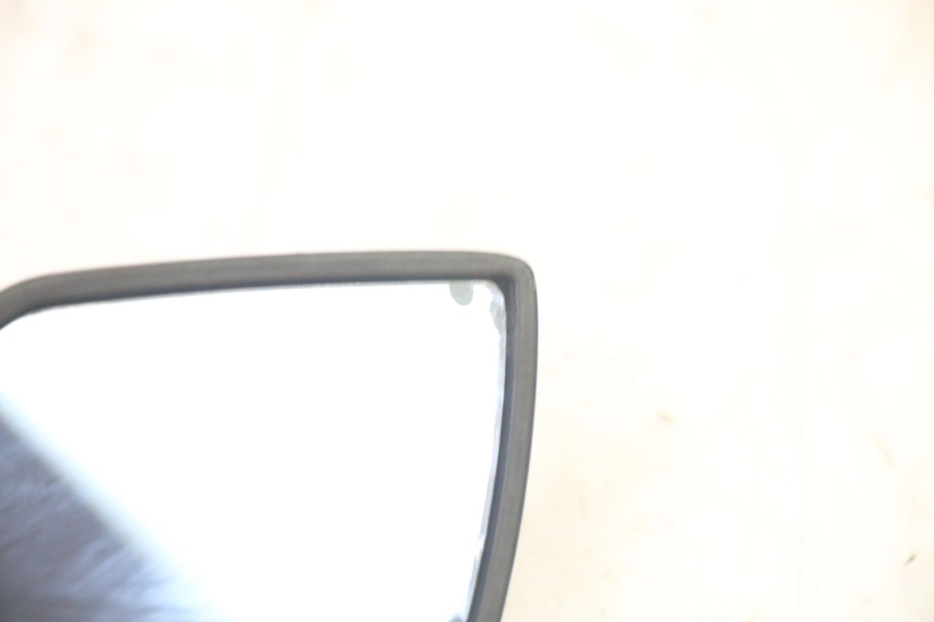 photo de SPECCHI SUZUKI SV S 650 (2003 - 2009) - Dettagli dei punti di fissaggio