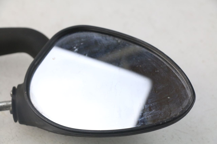 photo de COPPIA SPECCHIETTI PEUGEOT VIVACITY 100 (1999 - 2008) - Zoom sullo stato d'uso