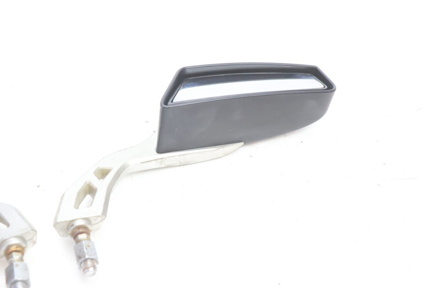 photo de SPECCHI YAMAHA XJR 1300 (1998 - 2002) - Zoom sullo stato d'uso
