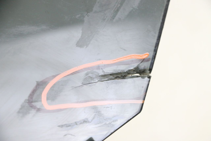 photo de PARABREZZA BMW S RR ABS S1000RR 1000 (2015 - 2018) - Zoom sullo stato d'uso