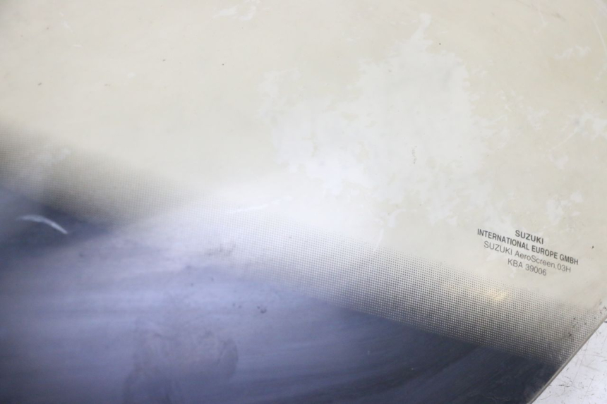 photo de PARABREZZA SUZUKI BURGMAN 125 (2007 - 2014) - Caratteristiche distintive