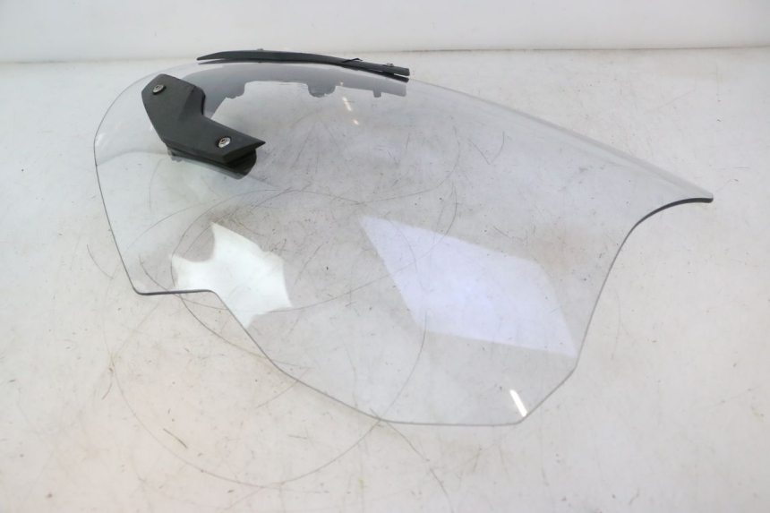 photo de Parabrezza BMW C SPORT 650 (2015 - 2021) - Zoom sullo stato d'uso