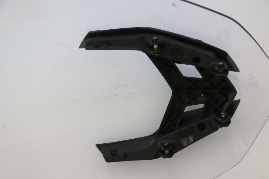 photo de Parabrezza BMW C SPORT 650 (2015 - 2021) - Dettagli dei punti di fissaggio