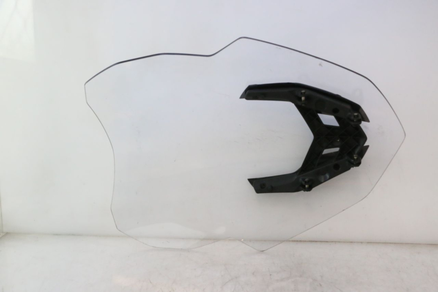 photo de Parabrezza BMW C SPORT 650 (2015 - 2021) - Stato della superficie e materiale