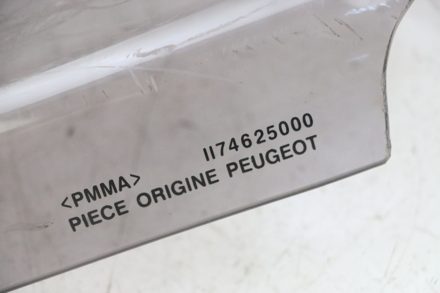 photo de PARABREZZA PEUGEOT ELYSTAR 125 (2002 - 2007) - Altra vista dell'articolo