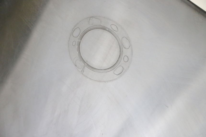 photo de PARE BRISE PEUGEOT ELYSTAR 50 (2002 - 2014) - Dettagli dei punti di fissaggio