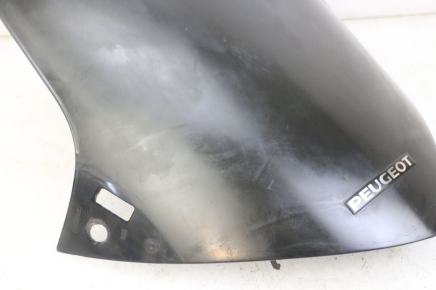 photo de PARE BRISE PEUGEOT ELYSTAR 50 (2002 - 2014) - Angolazione alternativa