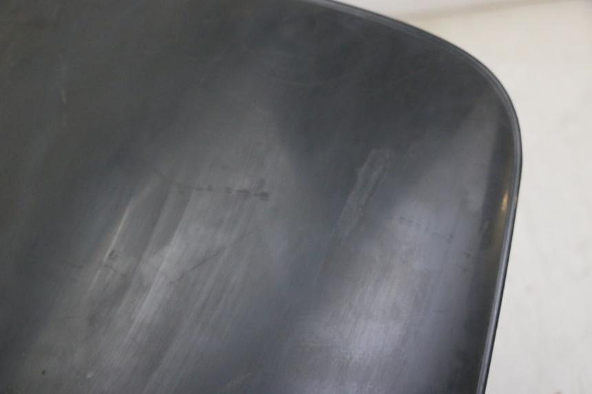 photo de PARE BRISE PEUGEOT ELYSTAR 50 (2002 - 2014) - Foto prodotto supplementare