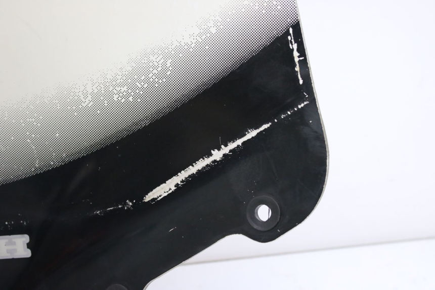 photo de PARABREZZA HONDA FES PANTHEON 125 (2003 - 2007) - Stato della superficie e materiale