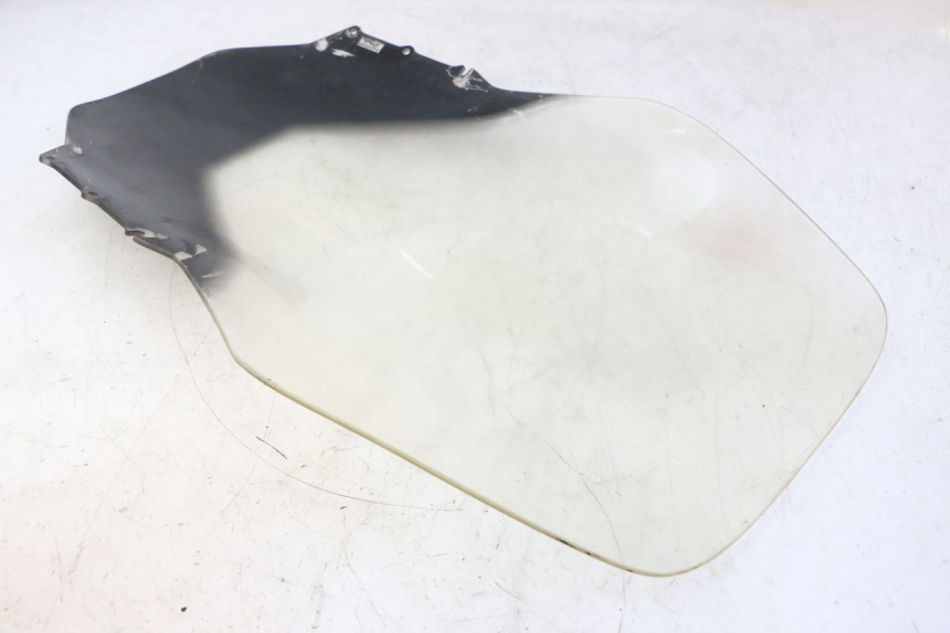 photo de PARABREZZA HONDA FES S-WING SWING ABS 125 (2007 - 2015) - Zoom sullo stato d'uso