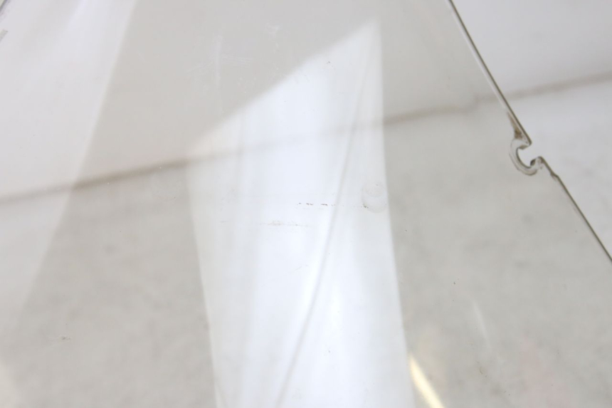 photo de PARABREZZA HONDA FORZA 125 (2015 - 2016) - Primo piano tecnico