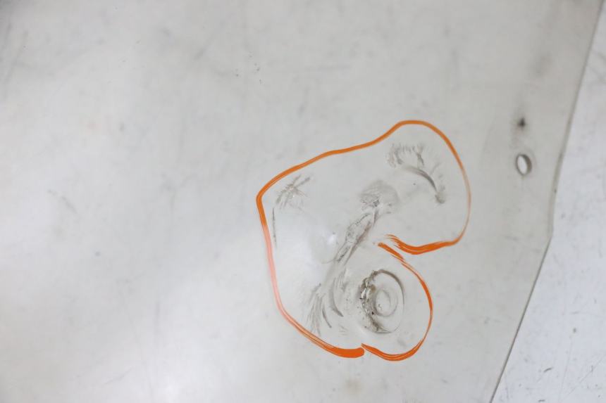 photo de PARABREZZA KAWASAKI GPZ RX 1000 (1986 - 1988) - Dettagli dei punti di fissaggio