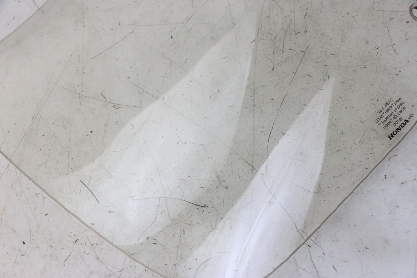 photo de PARABREZZA HONDA FORZA 125 (2021 - 2025) - Marcature e riferimenti originali