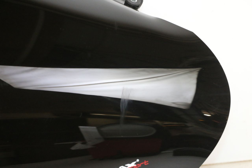 photo de PARABREZZA PIAGGIO MP3 HPE 300 (2019 - 2026) - Angolazione alternativa