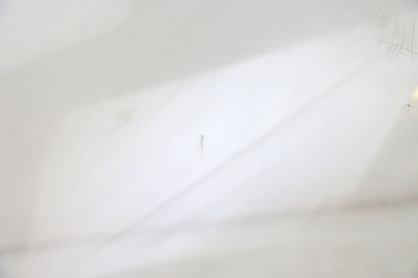 photo de PARABREZZA PIAGGIO MP3 LT 400 (2007 - 2012) - Stato della superficie e materiale