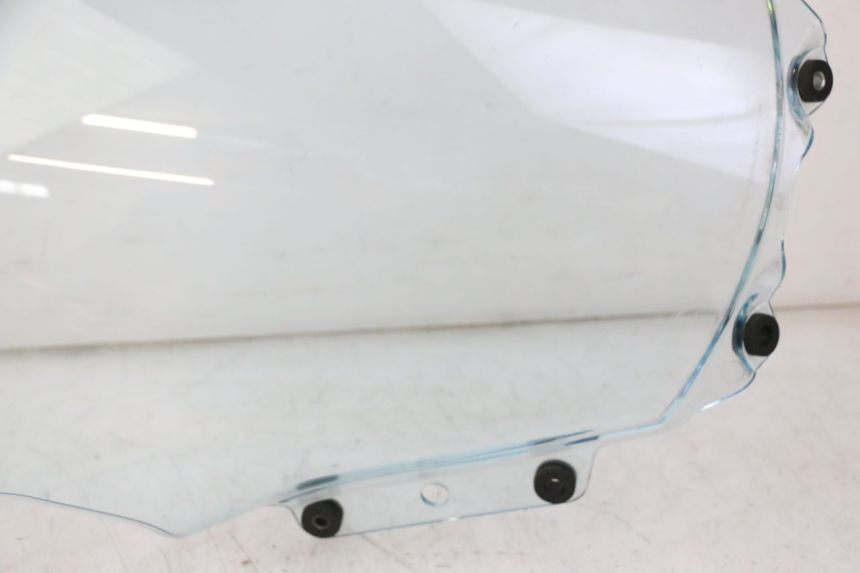 photo de PARE BRISE PIAGGIO MP3 LT 300 (2010 - 2016) - Zoom sui componenti